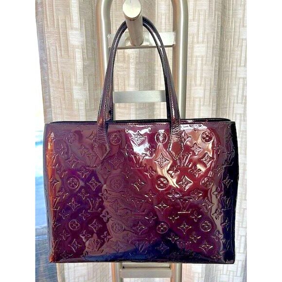 LOUIS VUITTON Monogram Vernis Tote Patent Leather Wilshire MM Amarante Burgundy - Picture 2 of 16